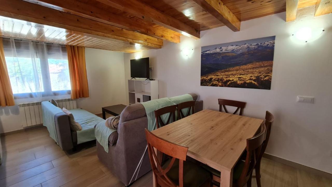 Casa Rural Los 7 Pinos De Gredos Navarredonda de Gredos Εξωτερικό φωτογραφία