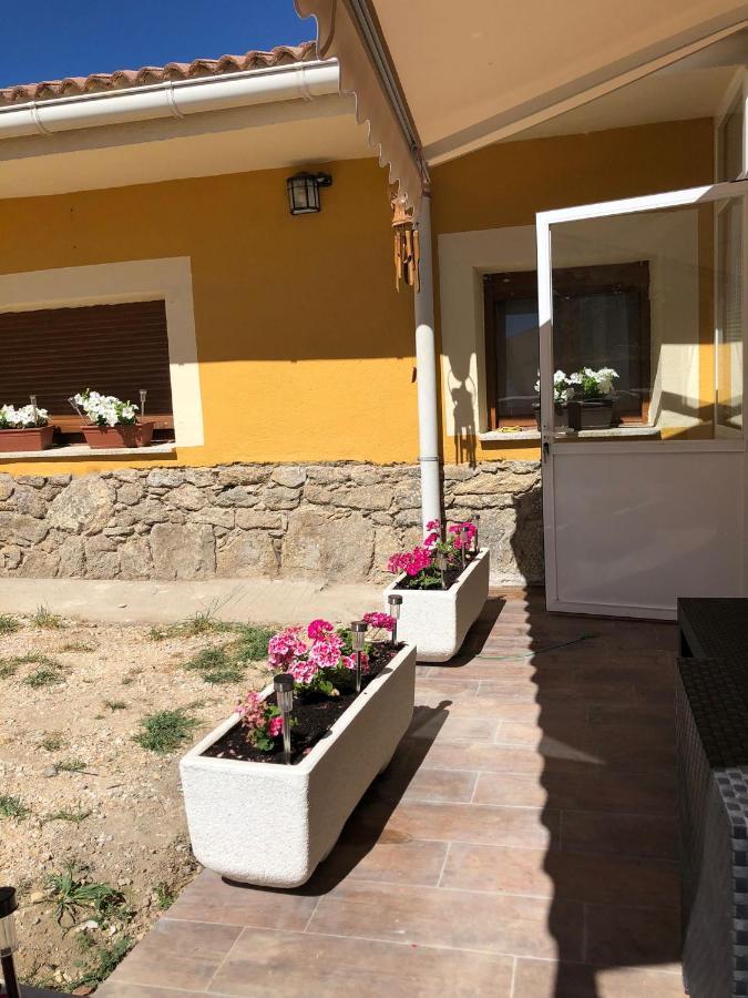 Casa Rural Los 7 Pinos De Gredos Navarredonda de Gredos Εξωτερικό φωτογραφία