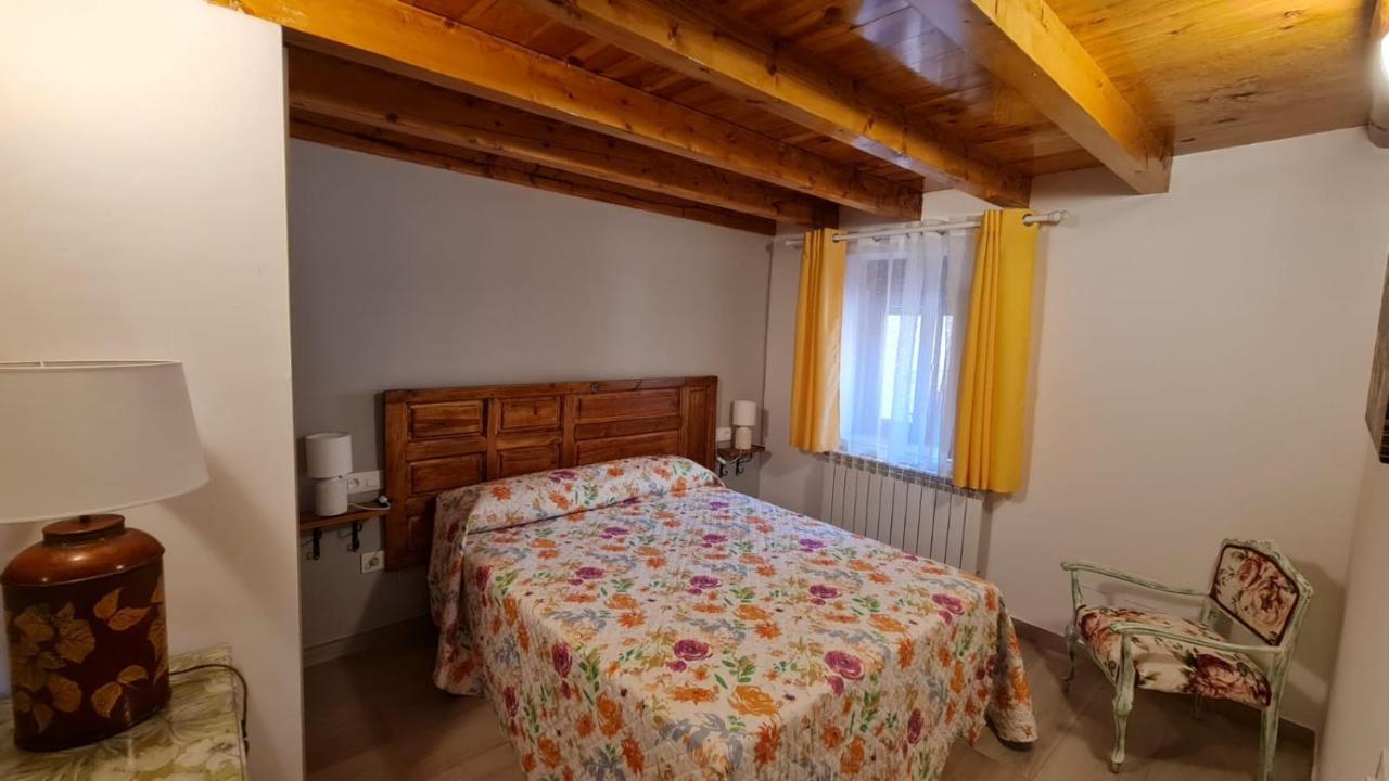 Casa Rural Los 7 Pinos De Gredos Navarredonda de Gredos Εξωτερικό φωτογραφία
