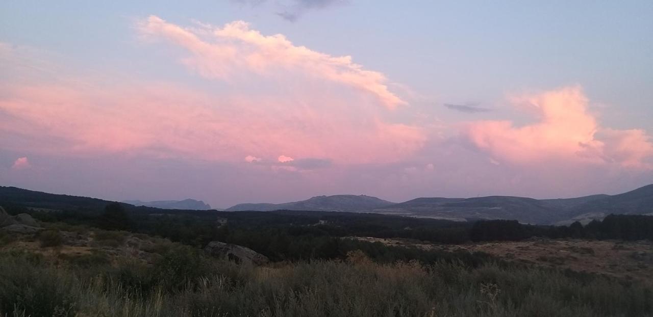 Casa Rural Los 7 Pinos De Gredos Navarredonda de Gredos Εξωτερικό φωτογραφία