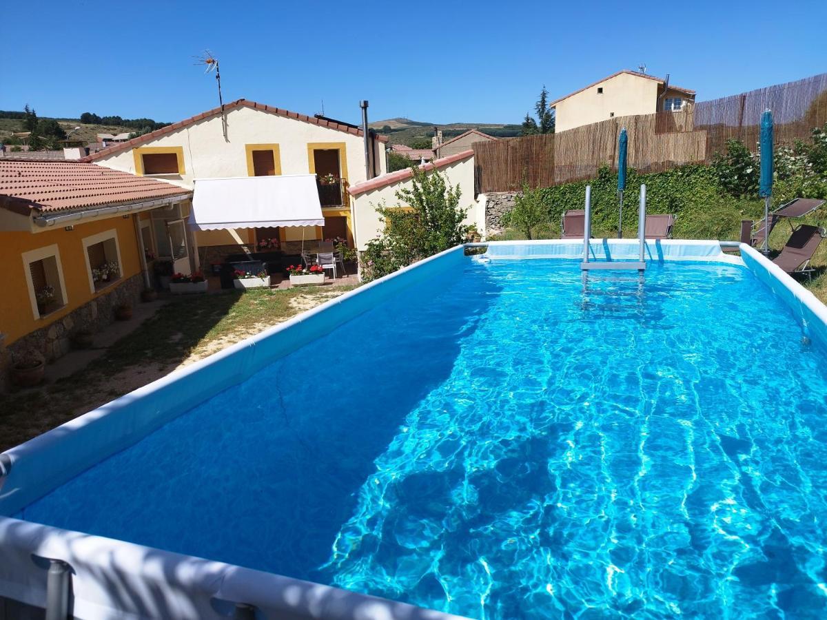 Casa Rural Los 7 Pinos De Gredos Navarredonda de Gredos Εξωτερικό φωτογραφία